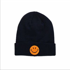 Black aviator nation beanie